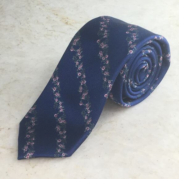 BAR III  NAVY FLORAL SLIM SILK BLEND NECKTIE - Picture 7 of 8